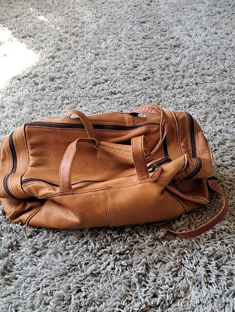 Men's Leather Duffel Bag in Cognac Brown with Adjustable Shoulder Strap